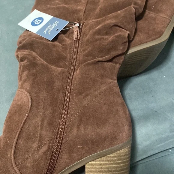 Universal Thread Shoes Women's Harlan Tall Boots Size 13WC - Picture 7 of 8